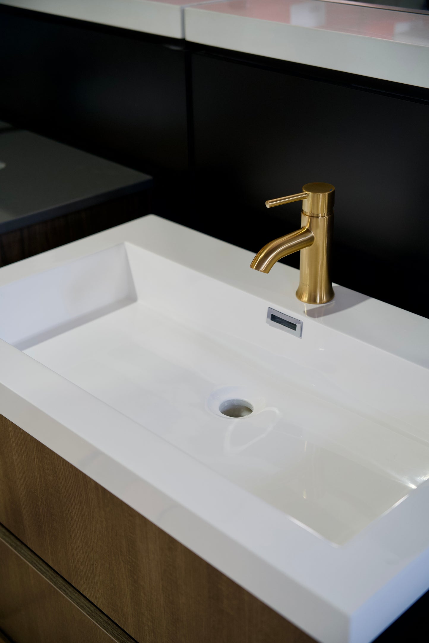 VANICO 31inch VANITY with POLYMERE top